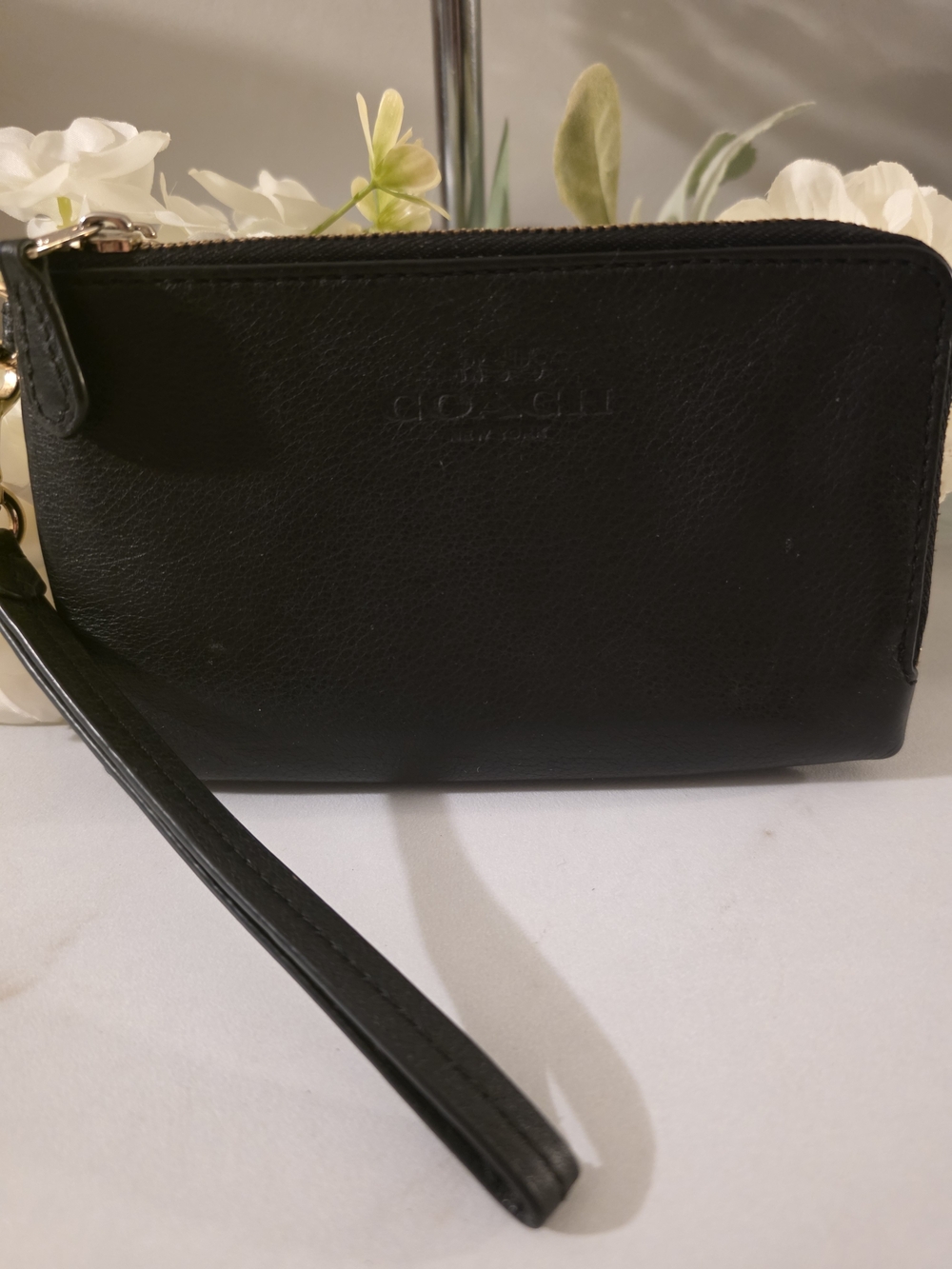 Coach Black Leather Wristlet Wallet - Picture 3 of 9